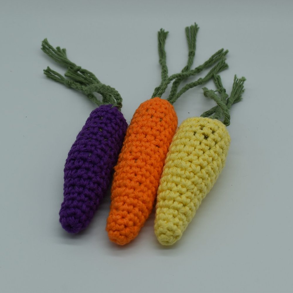 Hand Crafted Three catnip filled rainbow carrot cat toys - Picture 3 of 3
